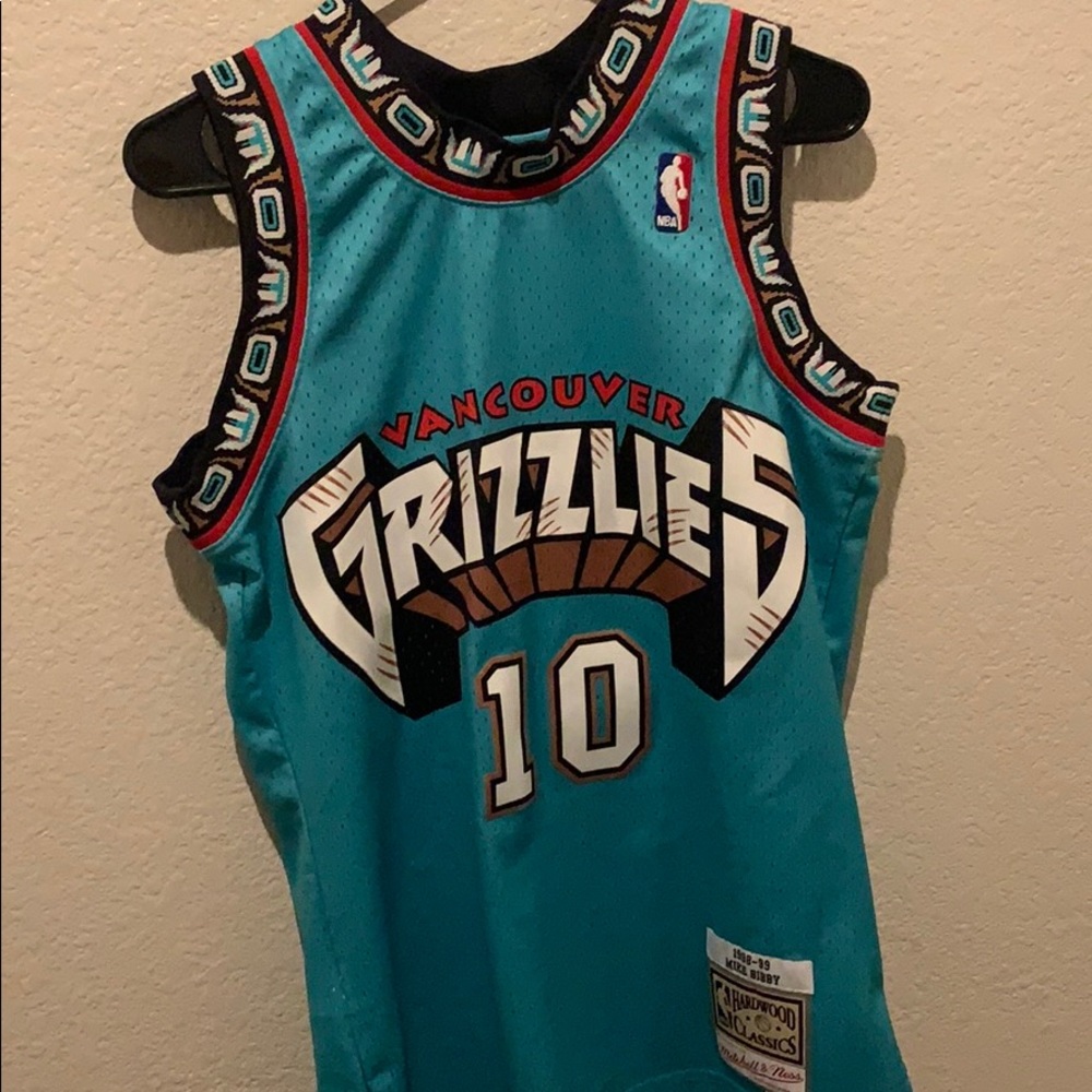 mike bibby vancouver grizzlies jersey